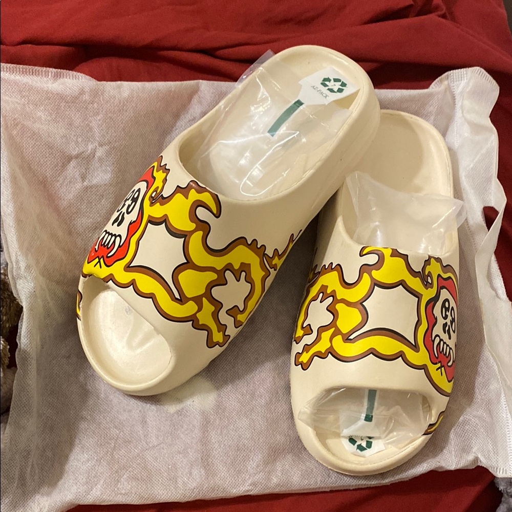 Skull Graphic Slide Sandals